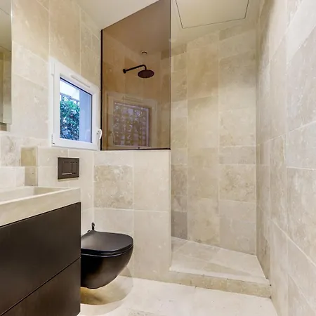 Le Merveilleux - Elegant Duplex - Coeur De Lägenhet Paris
