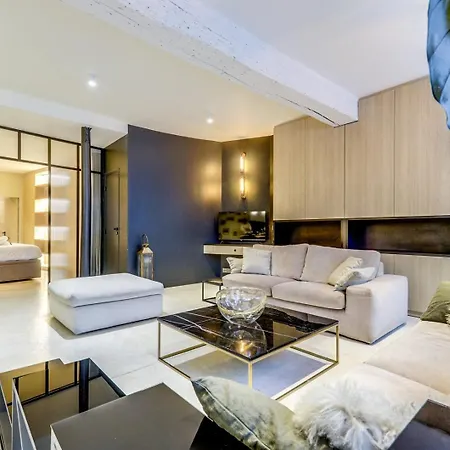 Le Merveilleux - Elegant Duplex - Coeur De Lägenhet Paris
